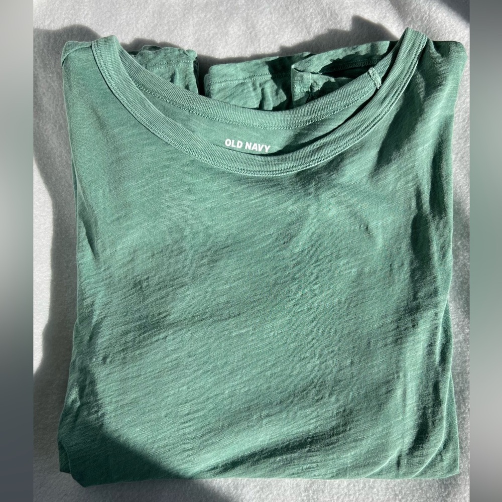 XL Green Old Navy T-shirt